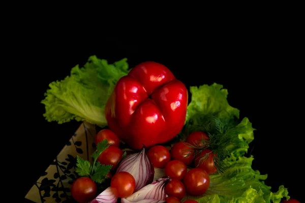 Composição Pimenta Vermelha Salada Com Sementes Fundo Preto — Fotografia de Stock