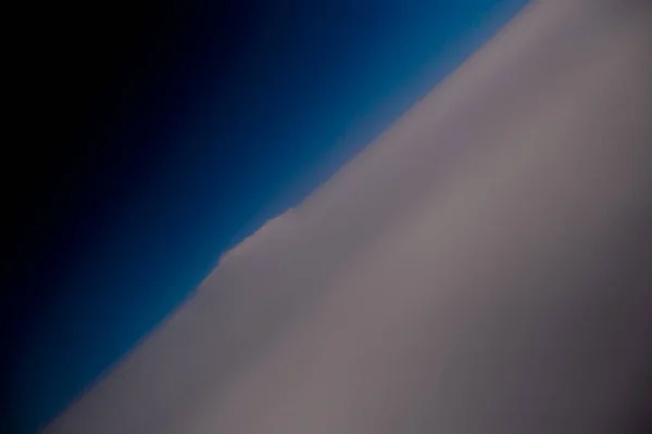 Текстурированные Облака Плоскости — стоковое фото