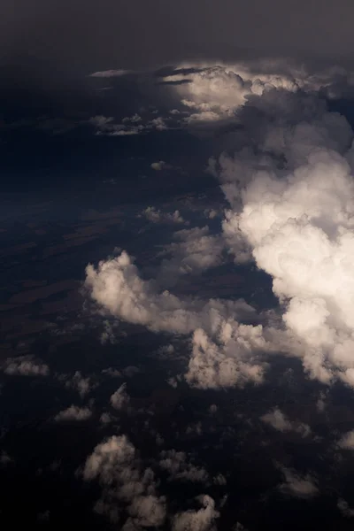 Vue Des Nuages Texturés Depuis Avion — Photo