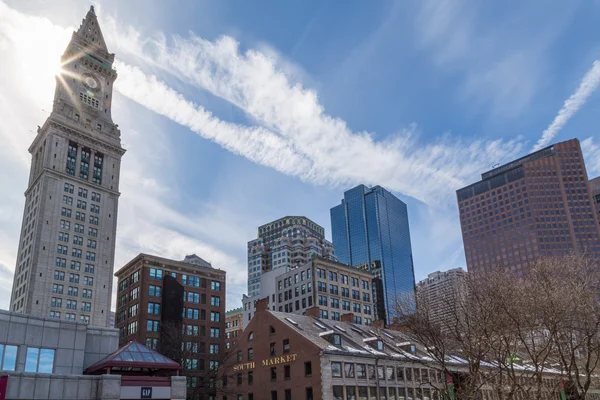 商业建筑的波士顿，马英九在冬天 — 图库照片
