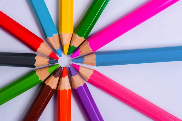 Renkli kalemler daire güzel