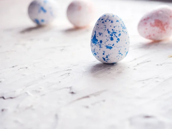 Close-Up Of Multi Colored Easter Eggs Against Wall — Stock Photo, Image