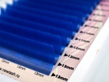 Makro Fotoğraf Yapay Kirpikleri, Kirpik uzantıları, Yakın plan Mavi Kirpikleri.