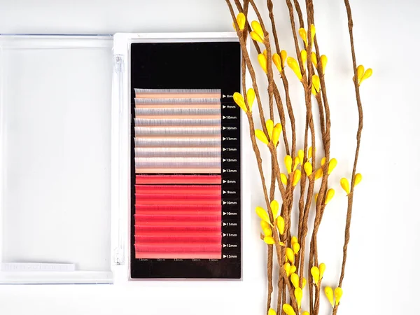 Composition of colored eyelashes for extension with flowers, two-color pallets.