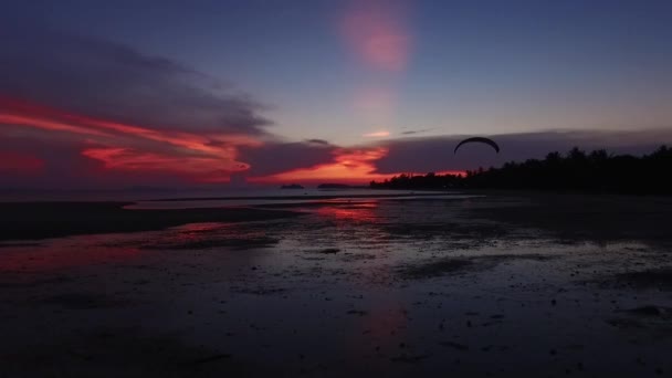 Ηλιοβασίλεμα αεροφωτογραφία Ταϊλάνδη Koh Phangan — Αρχείο Βίντεο