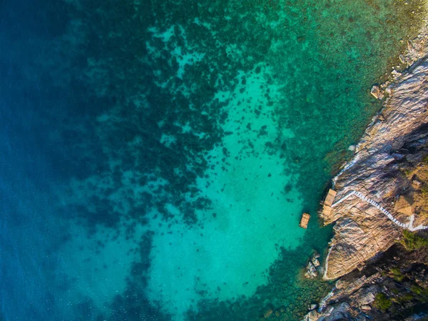 Letecký pohled na pobřeží Koh Phangan, Thajsko — Stock fotografie