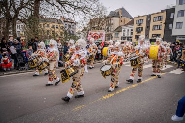 15-02-2026 Aalst yıllık karnaval geçidi sokaklarda