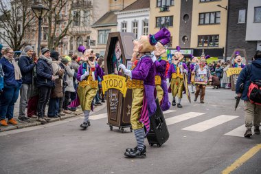 15-02-2026 Aalst yıllık karnaval geçidi sokaklarda