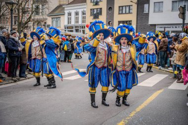 15-02-2026 Aalst yıllık karnaval geçidi sokaklarda