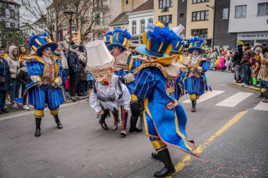 15-02-2026 Aalst yıllık karnaval geçidi sokaklarda