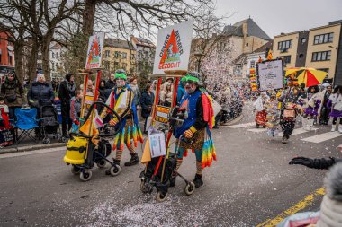 15-02-2026 Aalst yıllık karnaval geçidi sokaklarda