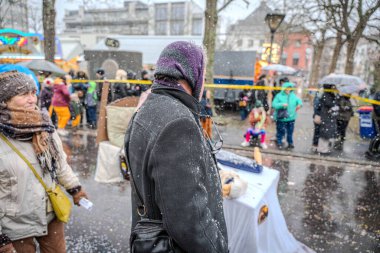 15-02-2026 Aalst yıllık karnaval geçidi sokaklarda