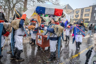 15-02-2026 Aalst yıllık karnaval geçidi sokaklarda