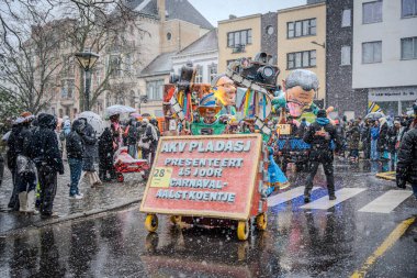 15-02-2026 Aalst yıllık karnaval geçidi sokaklarda