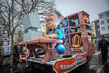 15-02-2026 Aalst yıllık karnaval geçidi sokaklarda