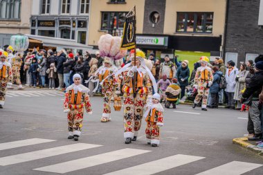 15-02-2026 Aalst yıllık karnaval geçidi sokaklarda
