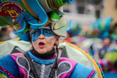 15-02-2026 Aalst yıllık karnaval geçidi sokaklarda