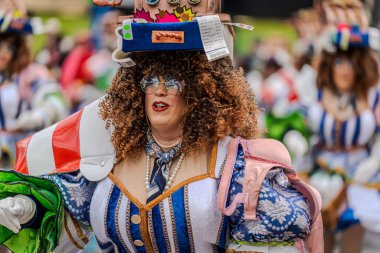 15-02-2026 Aalst yıllık karnaval geçidi sokaklarda