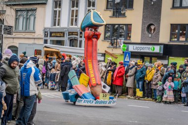 15-02-2026 Aalst yıllık karnaval geçidi sokaklarda