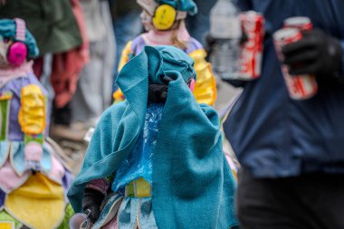 15-02-2026 Aalst yıllık karnaval geçidi sokaklarda