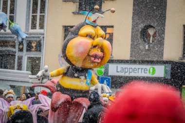 15-02-2026 Aalst yıllık karnaval geçidi sokaklarda