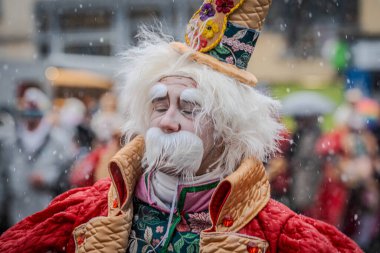 15-02-2026 Aalst yıllık karnaval geçidi sokaklarda