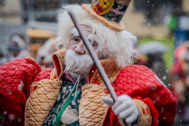 15-02-2026 Aalst yıllık karnaval geçidi sokaklarda