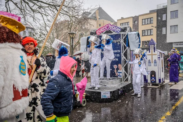 15-02-2026 Aalst yıllık karnaval geçidi sokaklarda