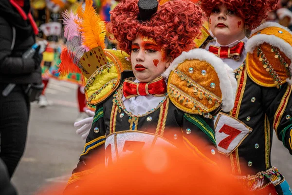 15-02-2026 Aalst yıllık karnaval geçidi sokaklarda