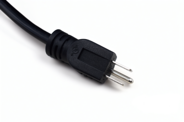 Beyaz arkaplanda kablo