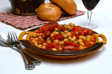 Garbanzos con chorizo