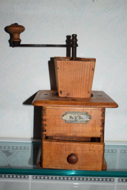 eski vintage ahşap Kahve değirmeni