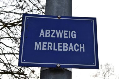 Fransa 'da Alman lehçesi ile imzala