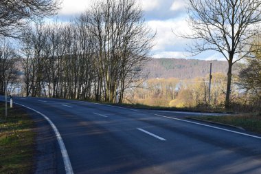 Laacher manzaralı yol Eifel, Almanya 'da
