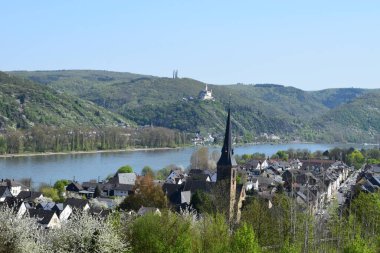 Ren am Rhein boyunca görünüm