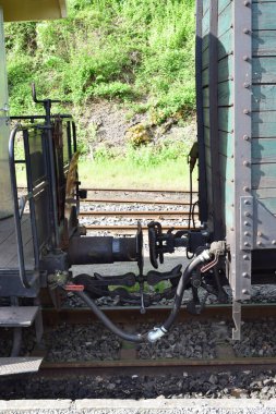 tren, demiryolu ve raylar