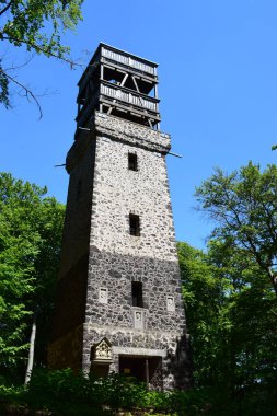 Laacher 'daki kuleye bak Lydia-Turm.