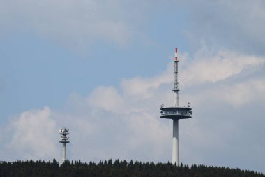 Dağlarda TV Kulesi.