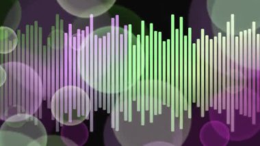 Siyah arkaplanda mor ve yeşil çubuklarla renkli ses dalgası görselleştirmesi, bokeh ışıklandırma efektleri ve soyut görsel gösterim.