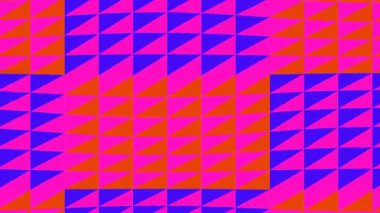 Alternatif pembe, mavi ve turuncu üçgenlerle parlak ve kalın geometrik desen dinamik bir görsel efekt yaratır..