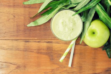 Yeşil sağlıklı Elma - Meyve ve gree ile Morning Glory yüzlü