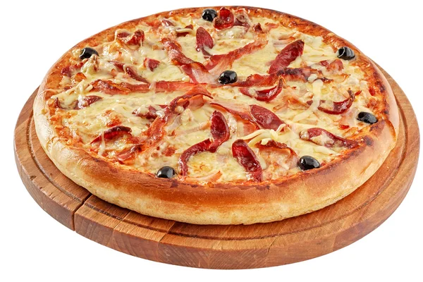 Пицца с беконом и копченым мясом — стоковое фото
