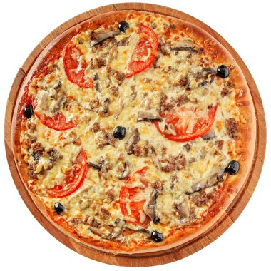Kıyma ve mantarlı pizza