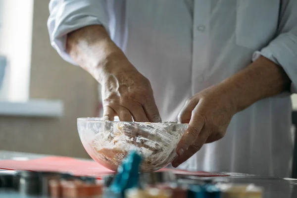 Close Zicht Van Vrouw Handen Voor Bereiden Deeg Voor Koekjes — Stockfoto