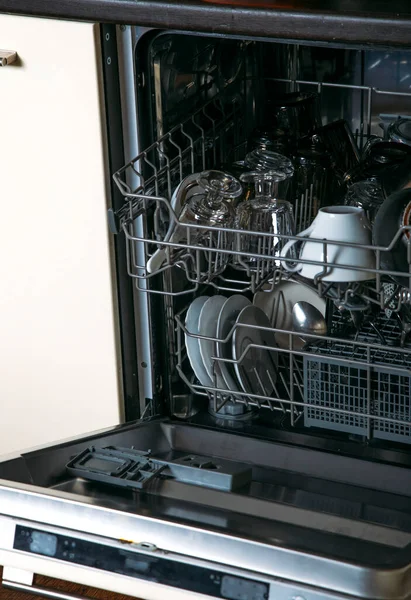 Посудомийна Машина Кухні — стокове фото