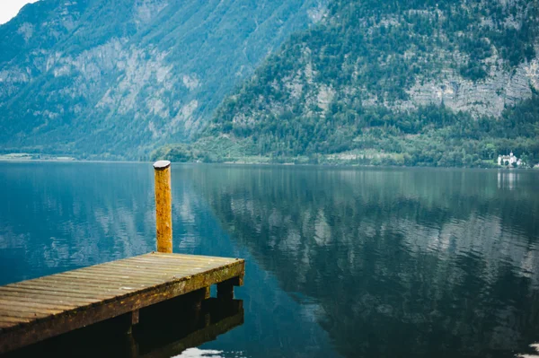 Озеро в Альпах Австрії — стокове фото