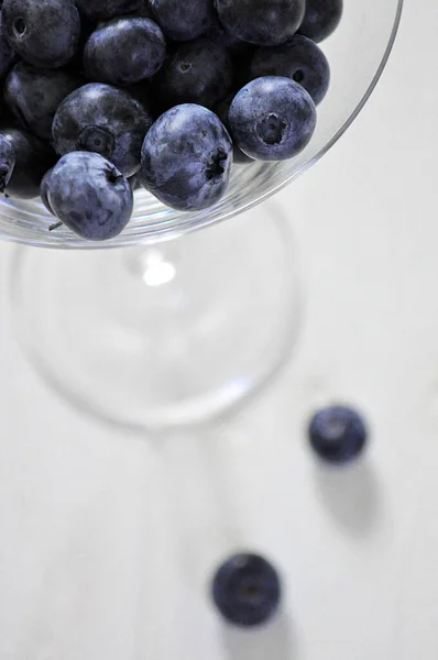 Blueberries Glass Wooden White Background — Stock Photo, Image