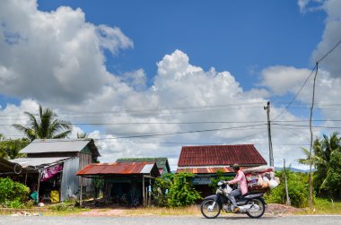 Kamboçya, 8 Eylül 2015: Andoung Tuek köyünde günlük yaşam