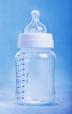 Boş bebek şişe
