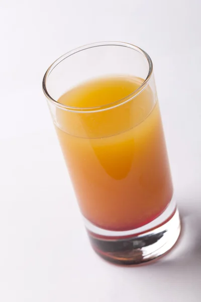 Şeftali suyu hazırlama